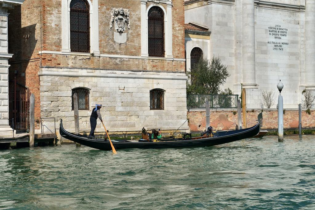 Residenza Ruga Giuffa Castello  Exterior photo