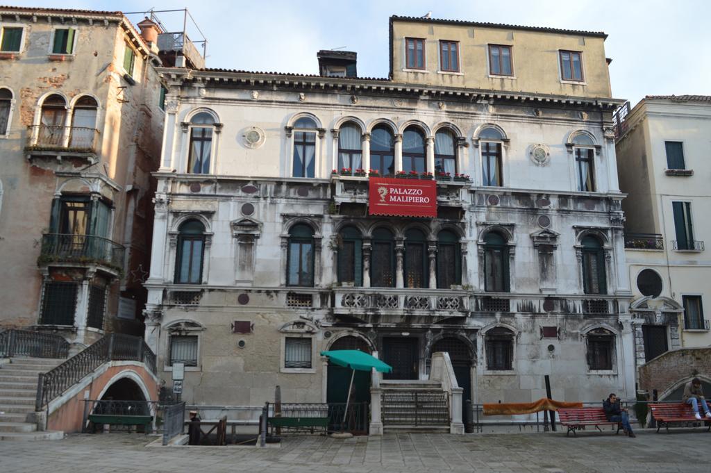 Residenza Ruga Giuffa Castello  Exterior photo